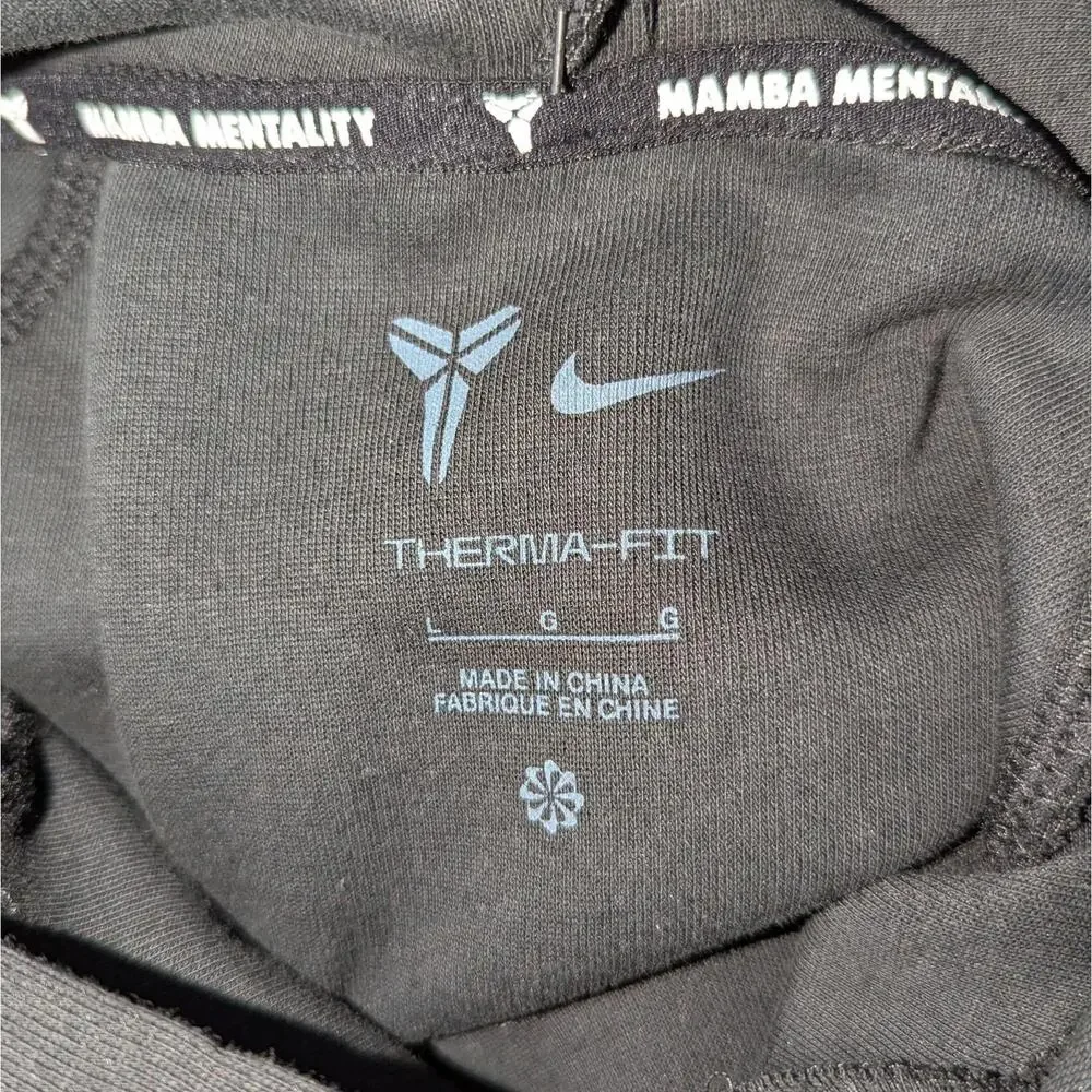 Nike Kobe Therma-FIT Hoodie Black L NWT Mamba Mentality HJ8110-010 Basketball - Picture 7 of 9